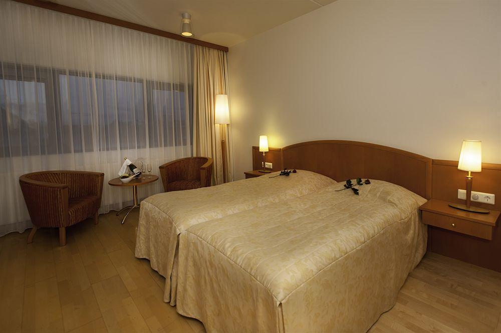 Hotel סלפוס מראה חיצוני תמונה